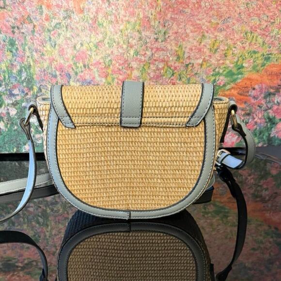 EUC Izzy & Ali Straw/Vegan Leather Crossbody or Shoulder Bag - Picture 2 of 9